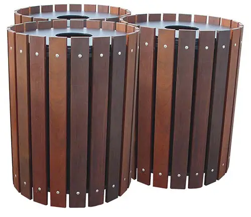 Triple 32 Gallon Round Waste Enclosure